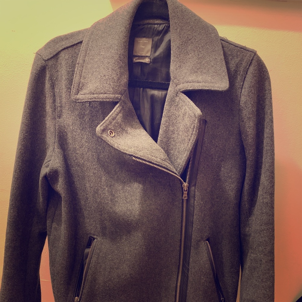 GAP grey zip up peacoat